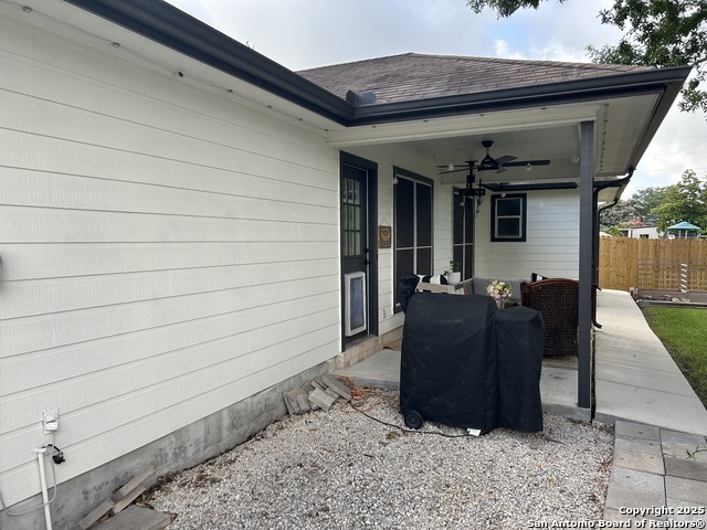 Listing photo id 2 for 2240 Stonehaven