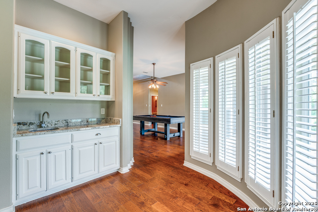 Image 20 of 39 For 8520 Fair Oaks