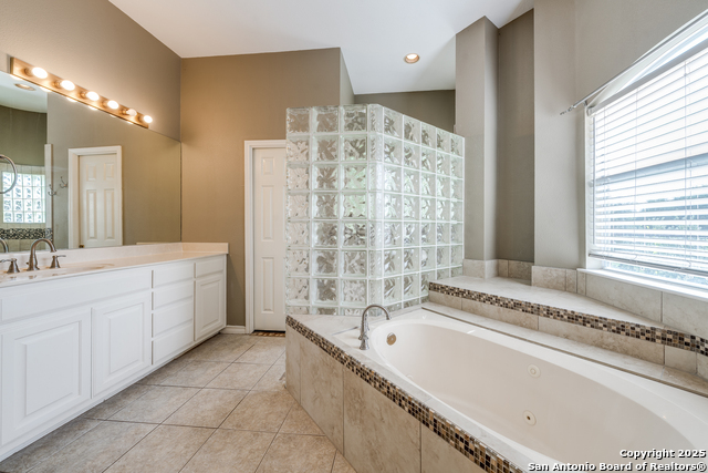 Image 26 of 39 For 8520 Fair Oaks