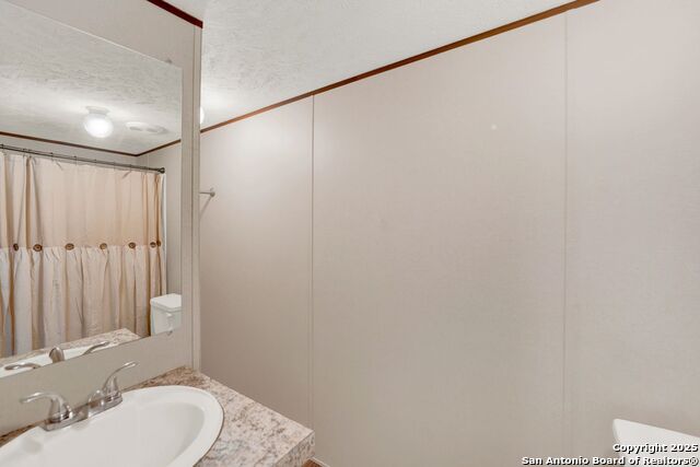 Listing photo id 22 for 888 Lobo Loop