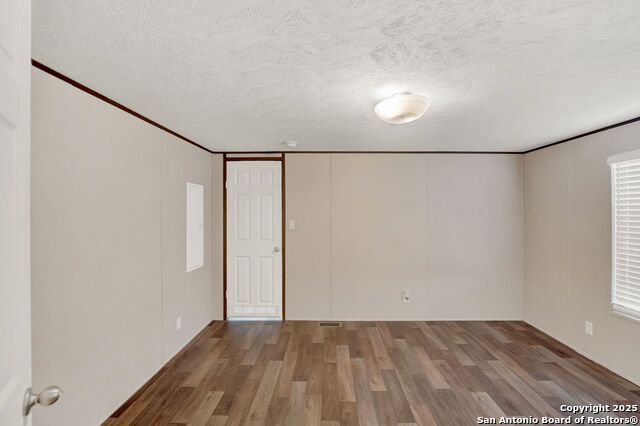 Listing photo id 24 for 888 Lobo Loop