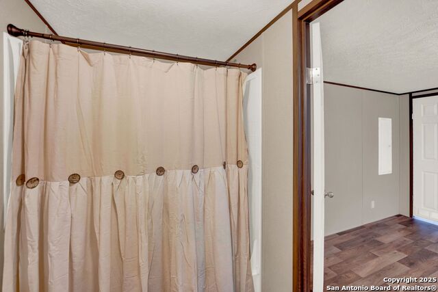 Listing photo id 25 for 888 Lobo Loop
