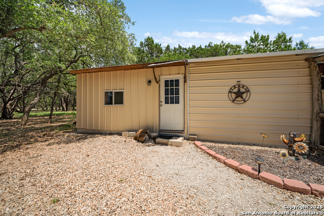 Image 18 of 34 For 496 Cedarhill Dr.