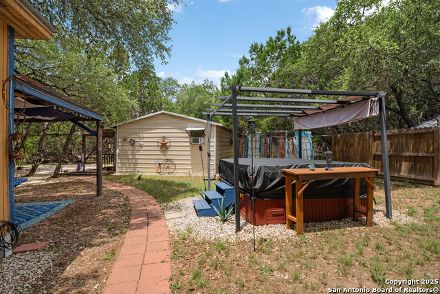 Image 29 of 34 For 496 Cedarhill Dr.
