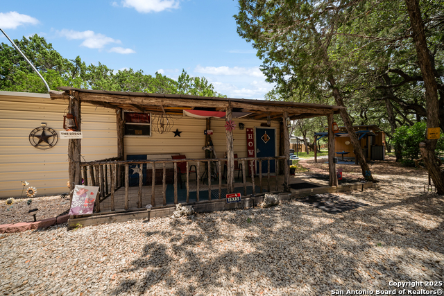 Image 8 of 34 For 496 Cedarhill Dr.