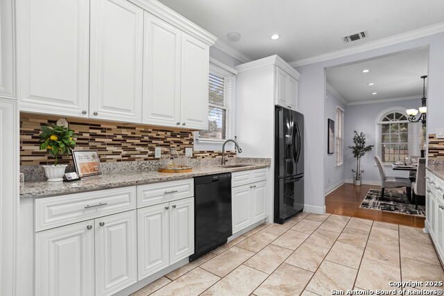 Image 12 of 35 For 342 Elsmere W