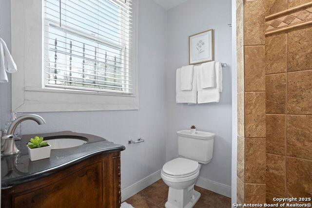 Image 19 of 35 For 342 Elsmere W