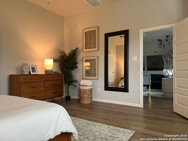 Image 15 of 28 For 11711 Folsom