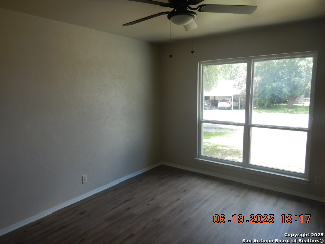 Image 13 of 14 For 3422 Morning Dr