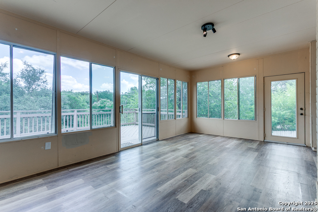 Listing photo id 19 for 13619 Mesa Point
