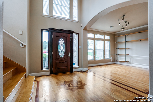 Listing photo id 2 for 13619 Mesa Point
