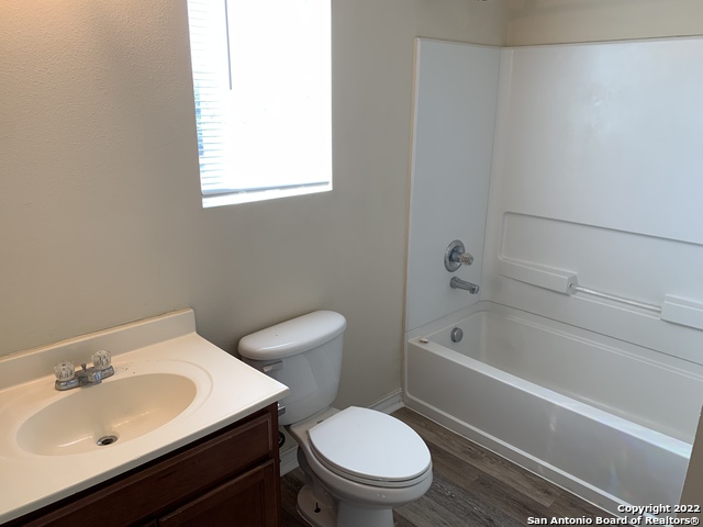 Image 15 of 22 For 6317 Aspen Hill
