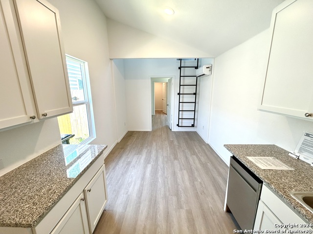 Image 2 of 15 For 4239 Thalweg Way