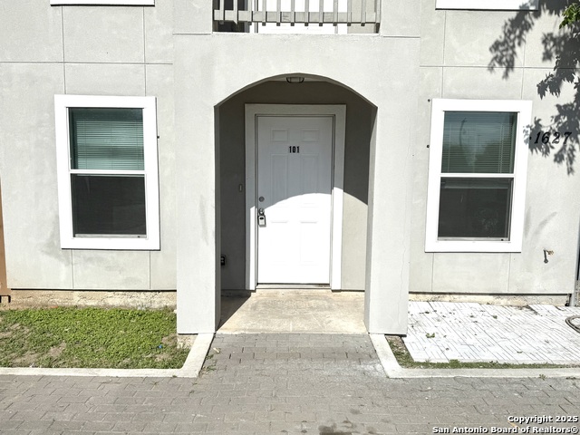 Image 2 of 24 For 1627 Navidad St N 101