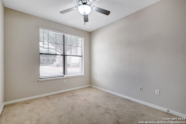 Image 13 of 31 For 7342 Oak Manor Dr  4107