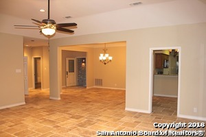 Image 12 of 25 For 6 Cottesmore Ct