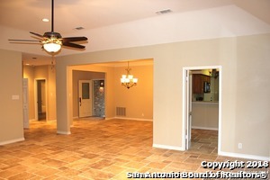 Image 9 of 25 For 6 Cottesmore Ct