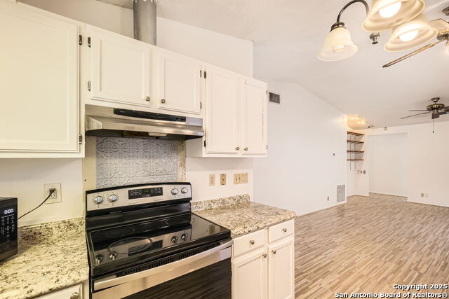Image 10 of 29 For 5434 Seahorse Dr