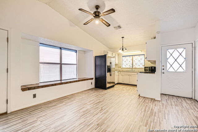 Image 12 of 29 For 5434 Seahorse Dr