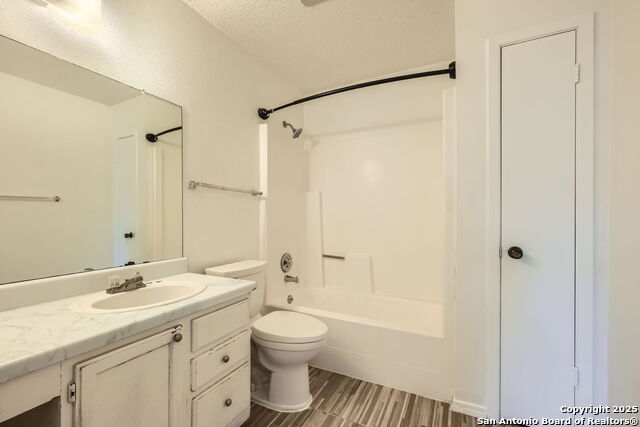 Image 17 of 29 For 5434 Seahorse Dr