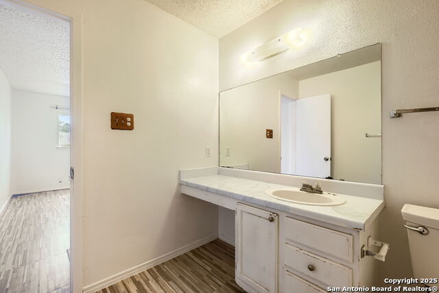 Image 18 of 29 For 5434 Seahorse Dr
