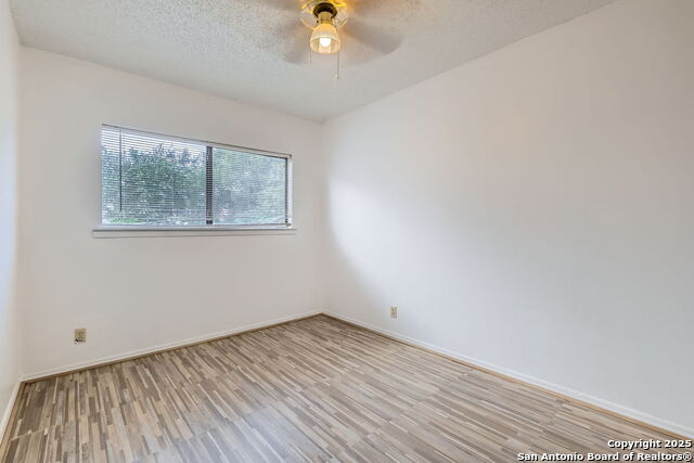 Image 19 of 29 For 5434 Seahorse Dr