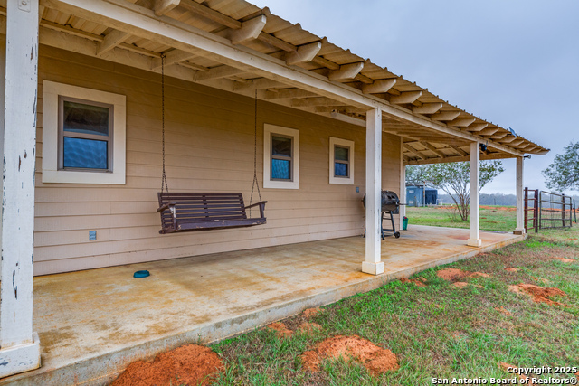 Listing photo id 19 for 2217 County Road 412