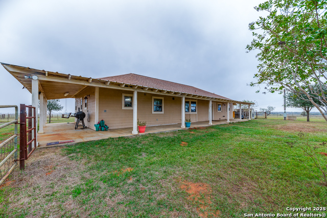 Listing photo id 21 for 2217 County Road 412