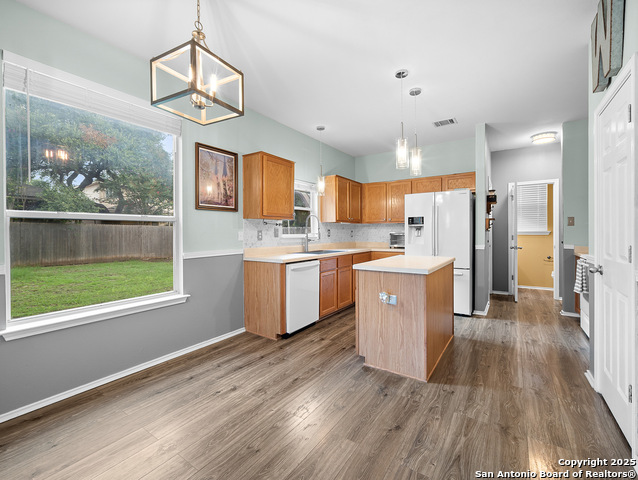 Image 10 of 30 For 17023 Ashbury Ldg