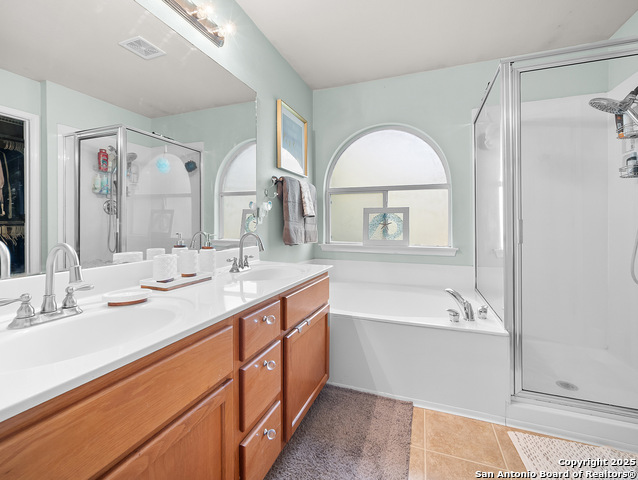 Image 17 of 30 For 17023 Ashbury Ldg