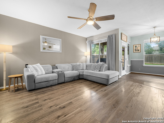 Image 7 of 30 For 17023 Ashbury Ldg