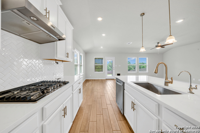 Details for 10206 Juniper Oaks, Boerne, TX 78006