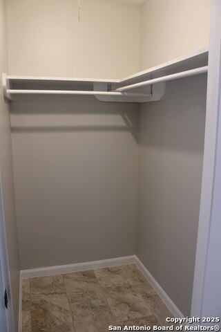 Image 14 of 27 For 4400 Lazy Oak