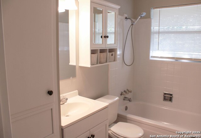 Image 15 of 27 For 4400 Lazy Oak