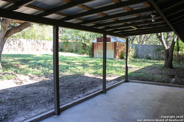 Image 23 of 27 For 4400 Lazy Oak