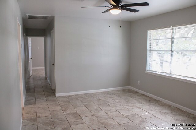 Image 6 of 27 For 4400 Lazy Oak