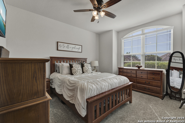 Listing photo id 26 for 3214 Roan