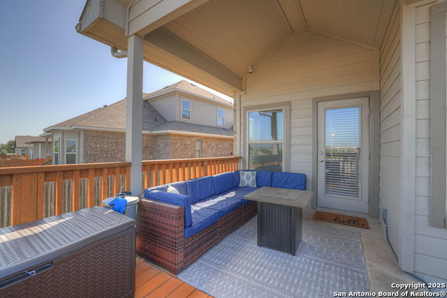 Listing photo id 35 for 3214 Roan