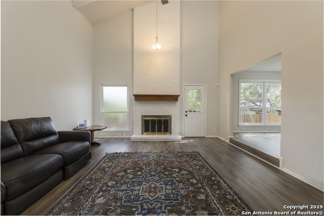 Image 11 of 39 For 9310 Hoke  