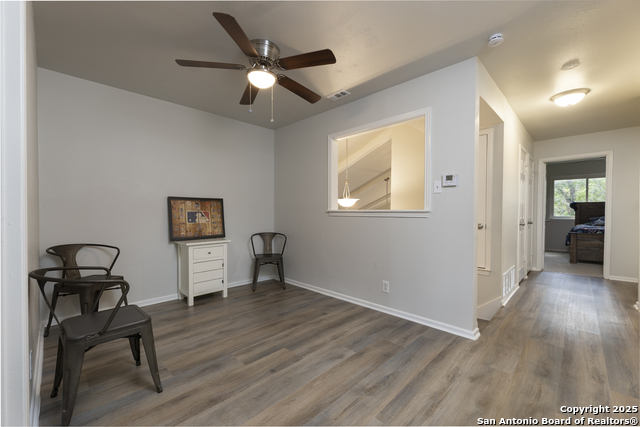 Image 26 of 39 For 9310 Hoke  