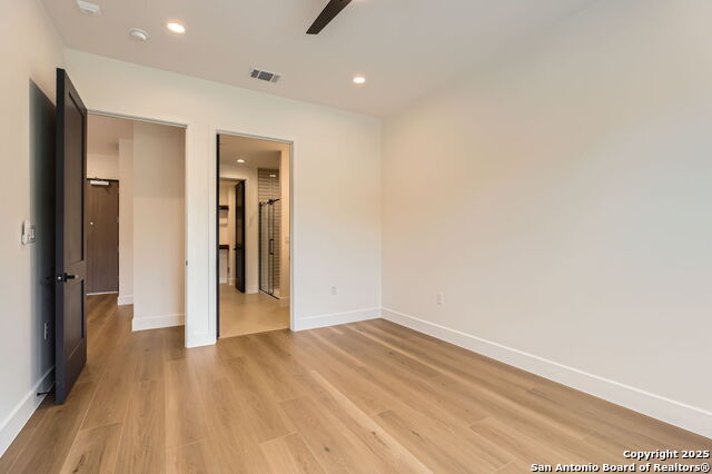 Image 17 of 25 For 10899 Hausman S 201