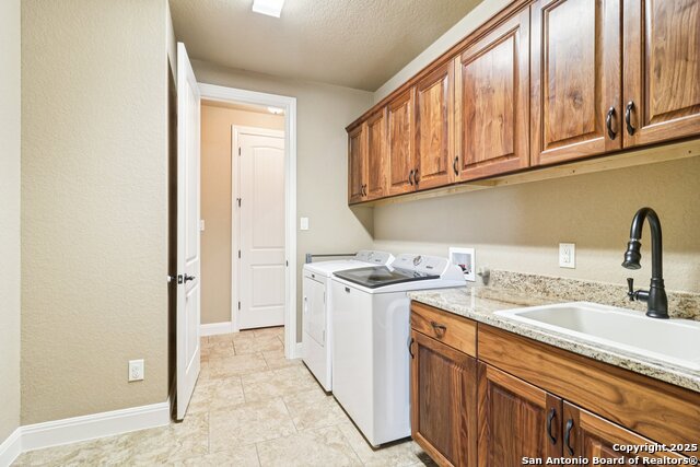 Image 23 of 59 For 164 Abrego Lake