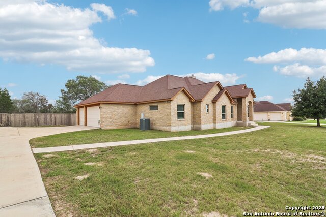 Image 3 of 59 For 164 Abrego Lake