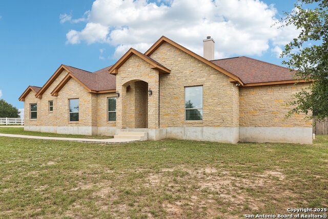 Image 4 of 59 For 164 Abrego Lake