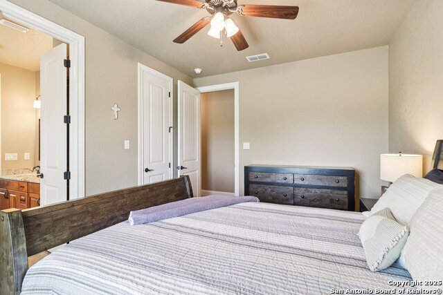 Image 40 of 59 For 164 Abrego Lake
