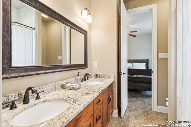 Image 42 of 59 For 164 Abrego Lake