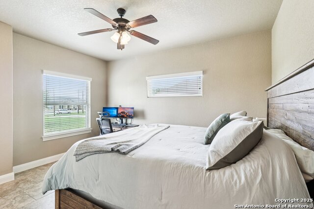 Image 44 of 59 For 164 Abrego Lake