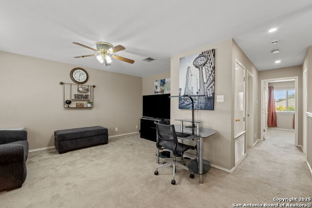 Listing photo id 14 for 534 Coral Harbor