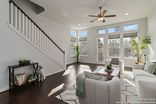 Listing photo id 14 for 2104 Saint Marys N