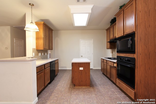 Image 11 of 43 For 100 Ling  